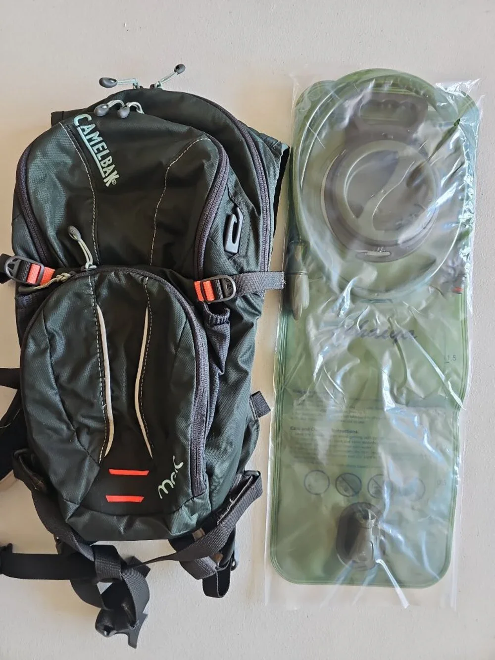Camelback MAGIC Black Hydration Backpack | Gently Used | + New Bladder | Cleaned